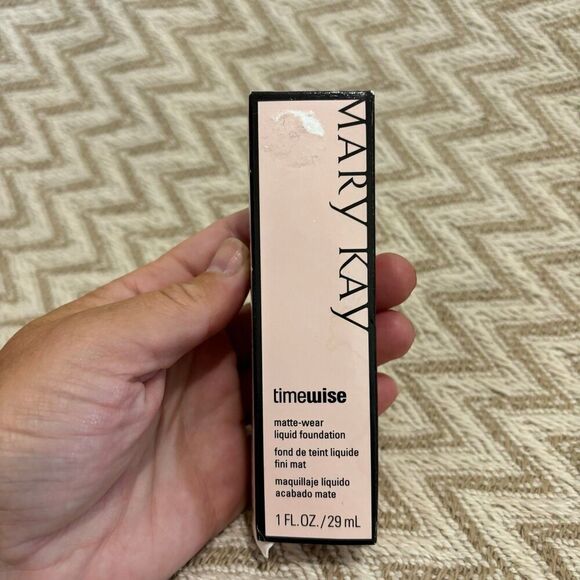 Mary Kay Other - Mary Kay Timewise Matte-Wear Liquid Foundation Ivory 4